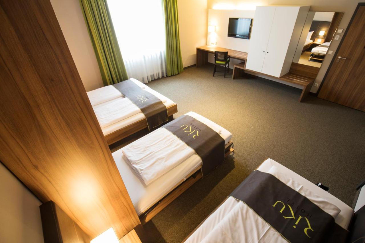 Riku Hotel Neu-Ulm Buitenkant foto